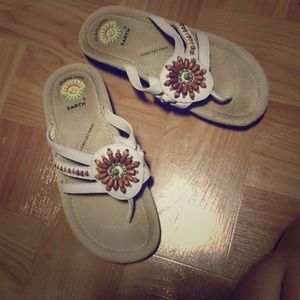 Shoes flip-flop slip ons