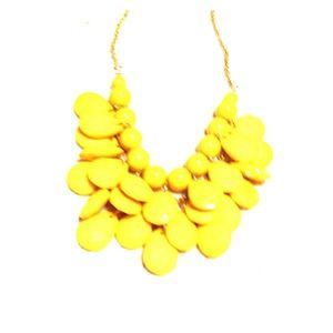 ⭐⭐sold⭐⭐Trendy Yellow beaded drop necklace