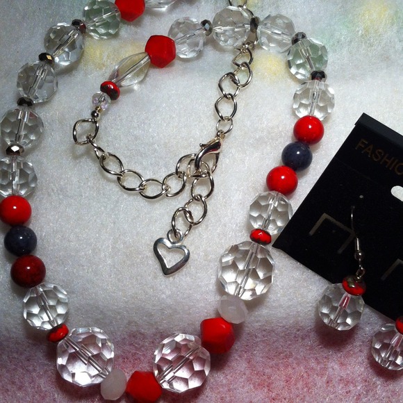Necklace set
