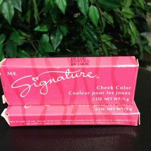 Bundle 2 MK signature Cheek Color