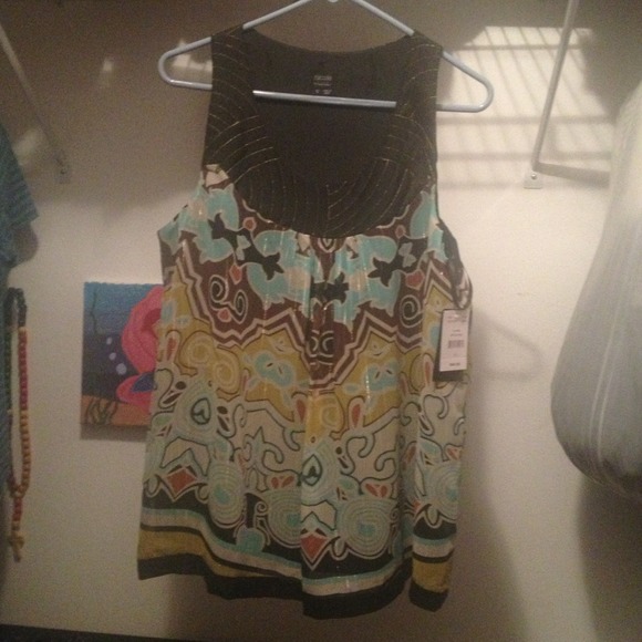 Stylish Nicole by Nicole Miller sleeveless top