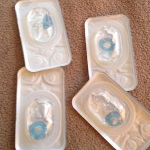 Brilliant Blue contacts by Fresh Look!