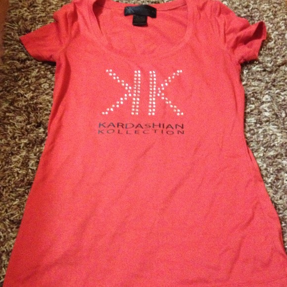 Kardashian kollection tshirt