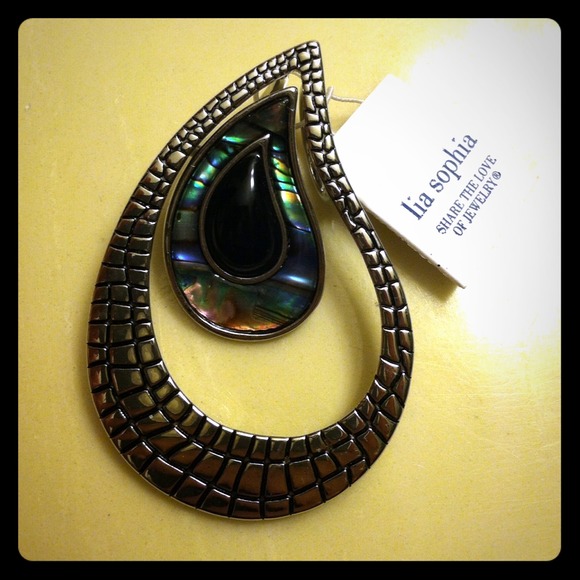 ⬇Reduced⬇ Lia Sophia pendent