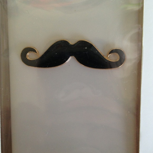 white iPhone 5 (nib) mustache snap-on case - Picture 4 of 4
