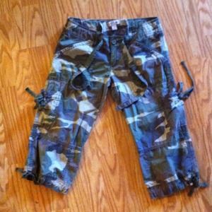 💥Sale💥Hollister capris