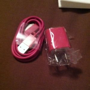 Hot pink iPhone 4/4s charger