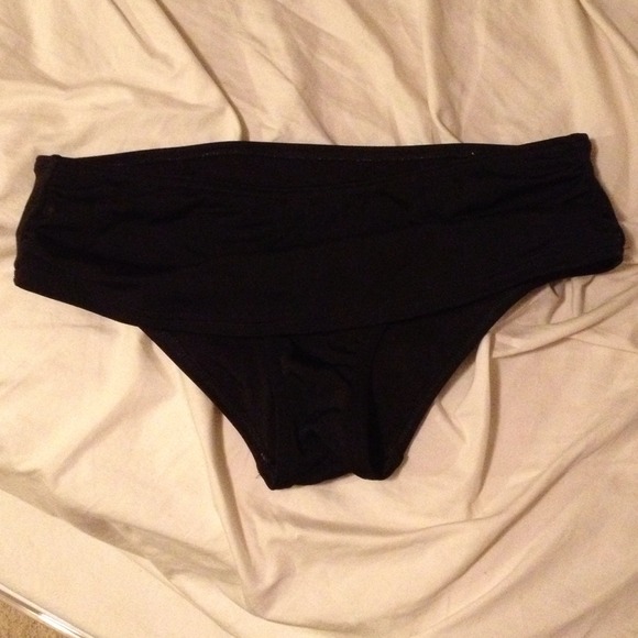 SOLD!! ✖ Bikini Bottom