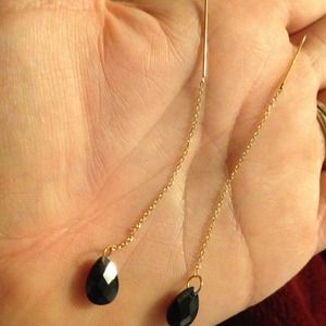 Yellow gold dark blue sapphire earrings