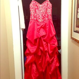 RECENTLY REDUCED: Prom/Ball Dress