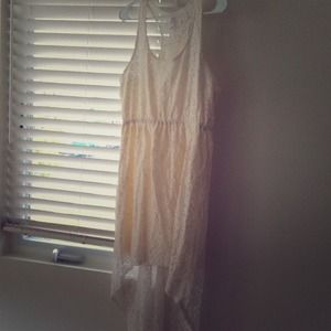 CUTE Hi-Lo lace dress
