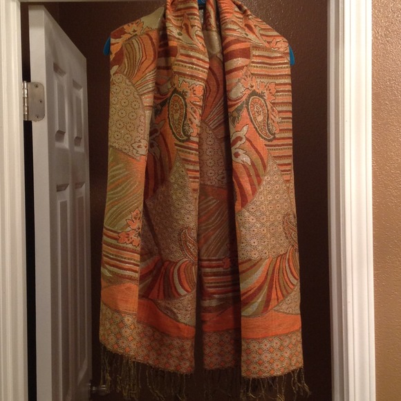 Authentic Pashmina Shawl!