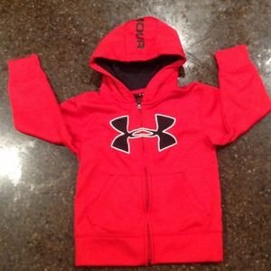 💌 SOLD 💌 Under Armour zip up hoodie
