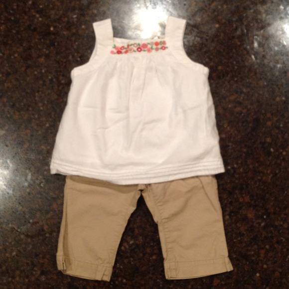 🎀SOLD🎀Tank with Capri pants