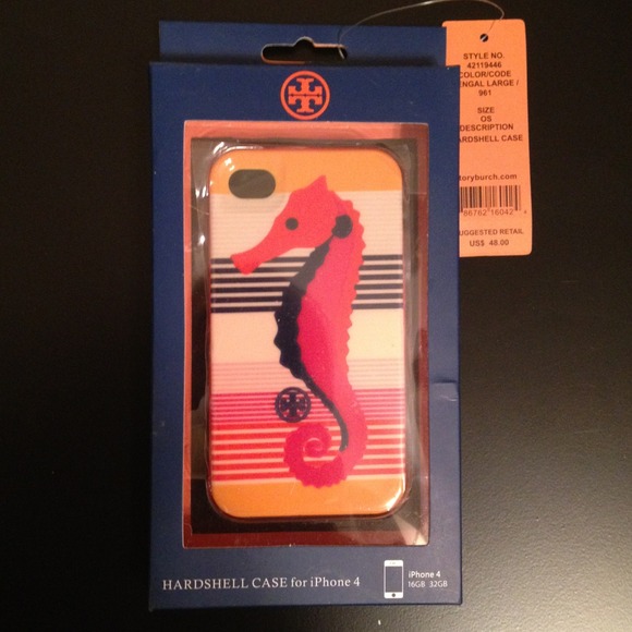 Tory Burch Accessories - NWT Tory Burch hard shell iphone case