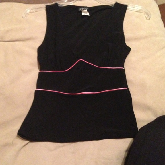 Small women's sexy top