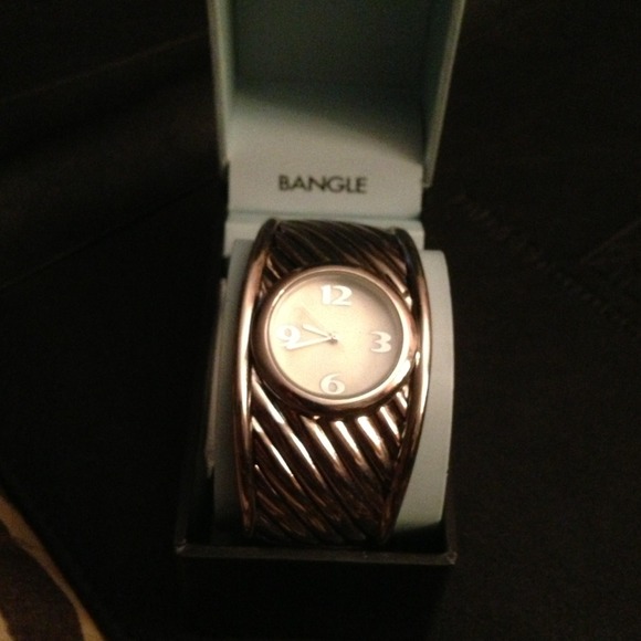 💥Bangle Watch💥 NIB - Picture 1 of 1