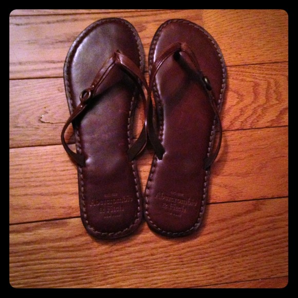 Abercrombie flip flops.