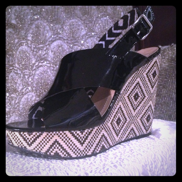 SOLD/BUNDLED BCBG Wedge Heels, Black and Creme.