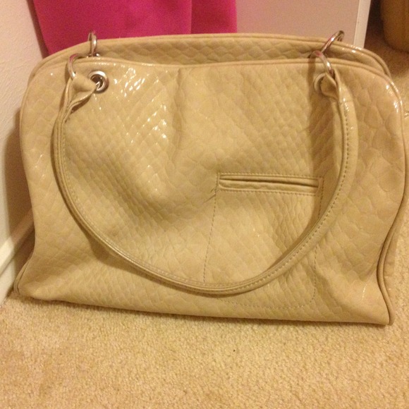 Nude purse