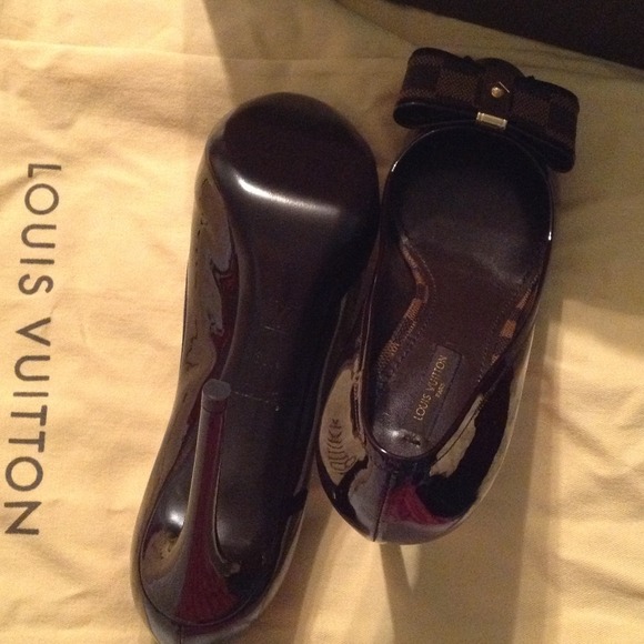 🌟HOSTPICK🌟 Louis Vuitton Platform Pump Heels - Picture 3 of 4