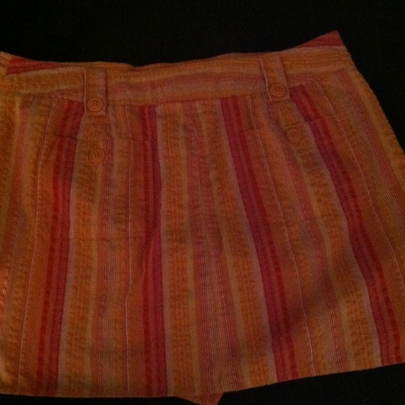 Skort - Picture 2 of 2