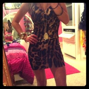 ❌SOLD IN BUNDLE! Sexy leopard dress🐱