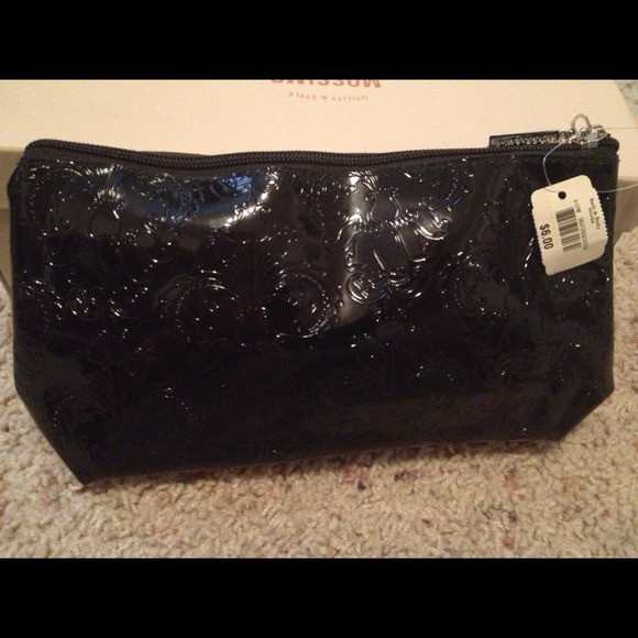 Bath and Body Works makeup bag - Picture 1 of 3
