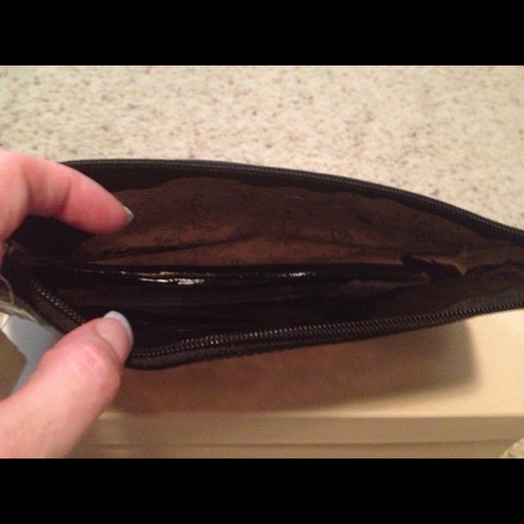 Bath and Body Works makeup bag - Picture 2 of 3