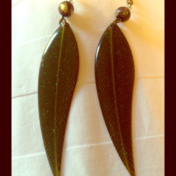 🔹Sold 🔹Leaf Earrings