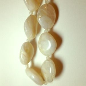 Ivory statement/fashion necklace!