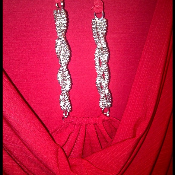 Deep red halter/slouchy top. NWOT - Picture 3 of 3