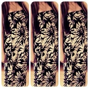 🌸🌸Cute black & white maxi dress.🌸 On hold