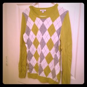 Soft and warm argyle sweater