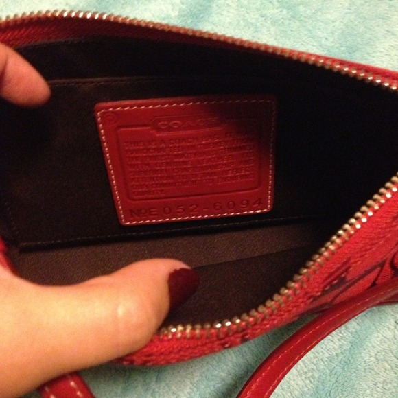 Authentic red Coach classic purse - Picture 3 of 3