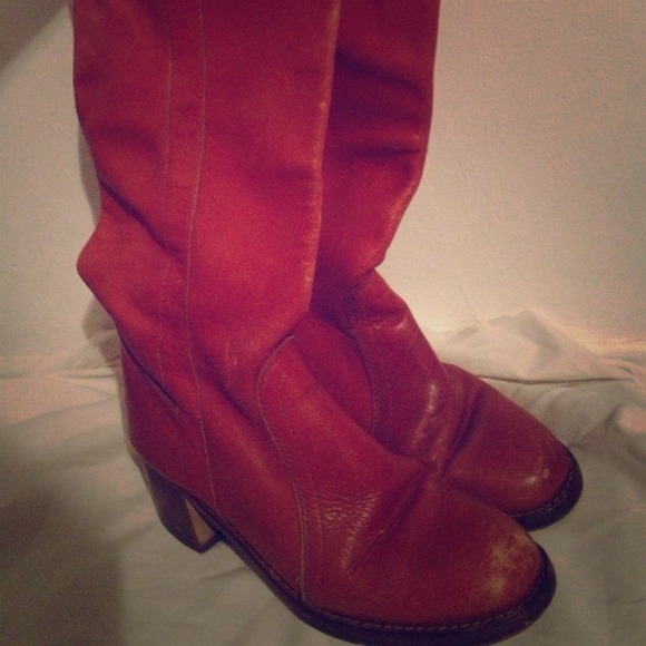 Vintage leather boots brand: MADE IN BRAZIL. Sz 7