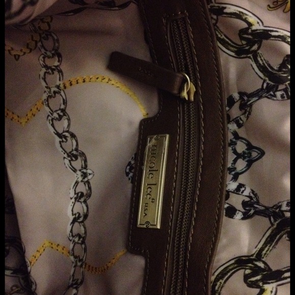 ✨New without tag ✨Nichole Lee👜 - Picture 3 of 4