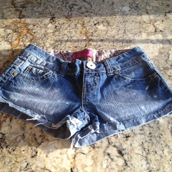 ***REDUCED*** GLO Jeans denim shorts size 3