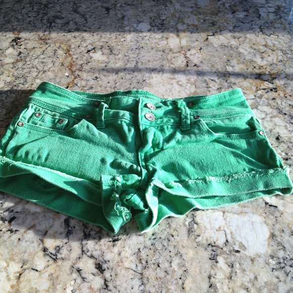 BUNDLED ALMOST FAMOUS size 5 green denim shorts