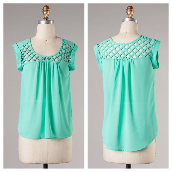 ***SOLD***Blouse - Picture 1 of 1