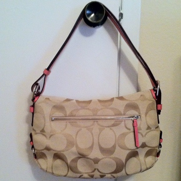 Authentic Coach purse - Picture 2 of 4