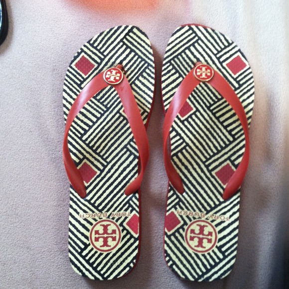 SOLD!!! Authentic Tory Burch Flip flops size 9