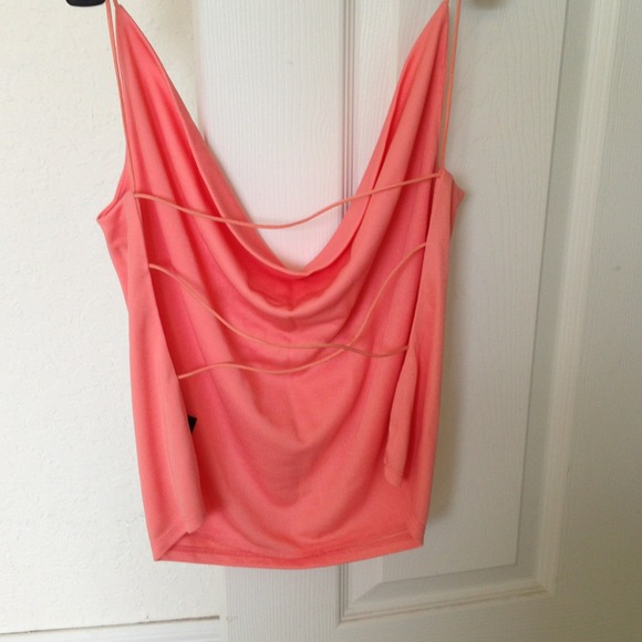 Open back top - Picture 2 of 3