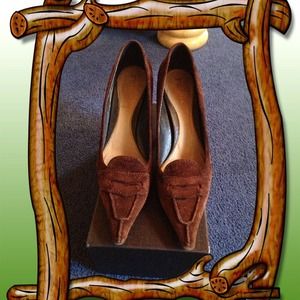 Prada Brown Suede Kitten Heel Pumps.