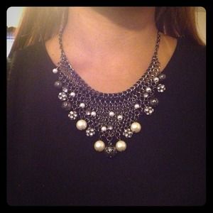 Gorgeous gray necklace