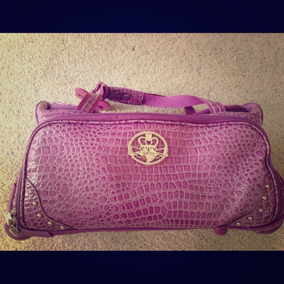 REDUCED!!!!!!! RARE!!!! Kathy Van Zeeland Luggage