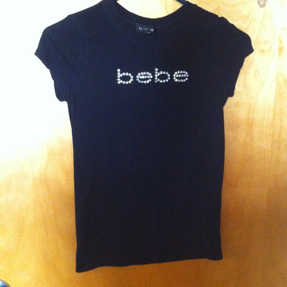 Bebe extra small crew neck t- shirt