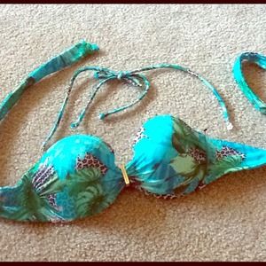 ✨Hold✨Victoria's Secret swim suit