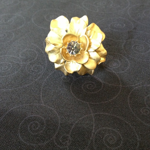 Flower ring
