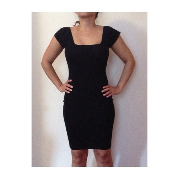 NEW w/ TAGS, MAX STUDIO Black Fitted Dress